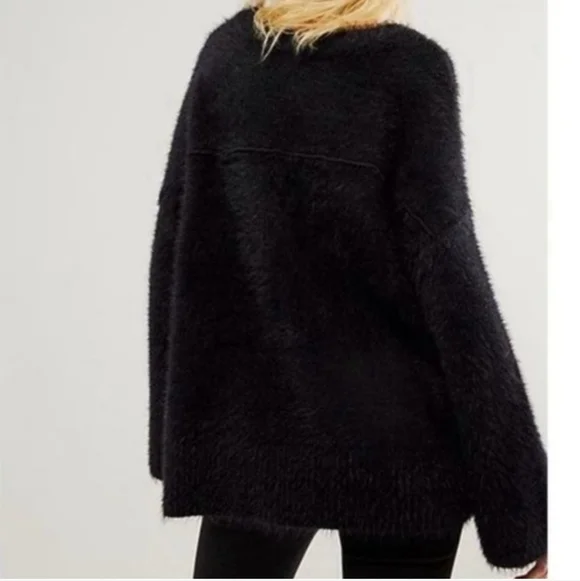 NWT Free People Harrison Bunny Crew Sweater Black Oversized S - Picture 2 of 6